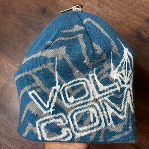 Volcom Men's Blue and Navy Hat